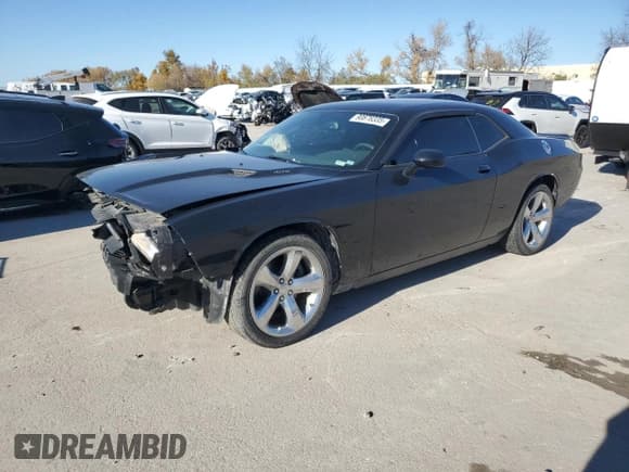 ✅ 2013 Dodge Challenger R/T Classic • VIN: 2C3CDYBT5DH652366 • Lot: 90878335. Wystawiony na Copart z przebiegiem 45 048 mil. Bezpłatny archiwum sprzedaży aukcyjnych z USA i szczegółowy raport historii pojazdu na DreamBid. Zdjęcie 1.