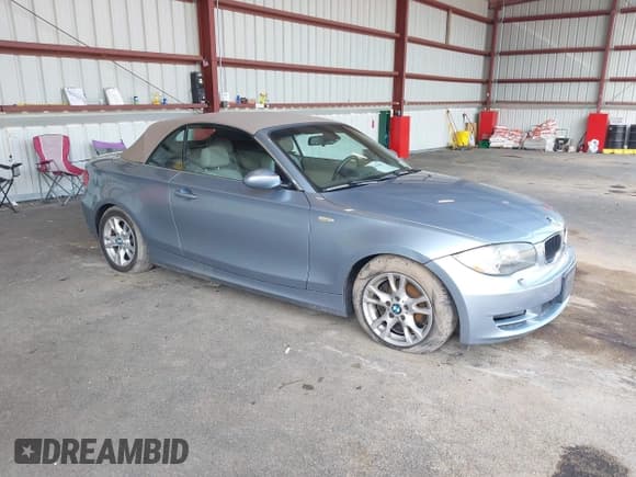 ✅ 2009 BMW 1 Series 128i • VIN: WBAUN13549VH80522 • Lot: 42468682. Wystawiony na IAAI z przebiegiem 136 314 mil. Bezpłatny archiwum sprzedaży aukcyjnych z USA i szczegółowy raport historii pojazdu na DreamBid. Zdjęcie 1.