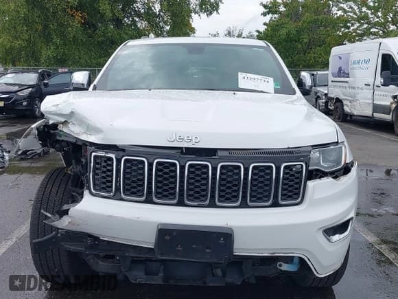 ✅ 2017 Jeep Grand Cherokee Limited • VIN: 1C4RJFBG3HC735700 • Lot: 43297734. Listed on IAAI with 111,840 mi. Free auction sales archive from the USA and detailed vehicle history report at DreamBid. Image 12.
