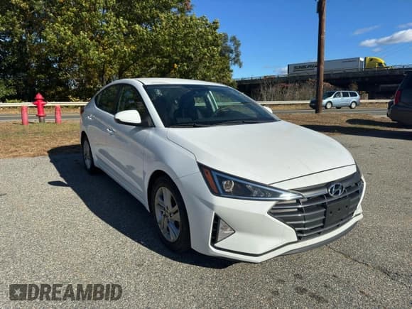 ✅ 2020 Hyundai Elantra Value Edition • VIN: 5NPD84LF7LH546044 • Лот: 82027994. Опубликован ранее на Copart с пробегом 79 617 миль. Бесплатный доступ к архиву аукционных продаж из США и подробный отчёт об истории автомобиля на DreamBid. Изображение 1.
