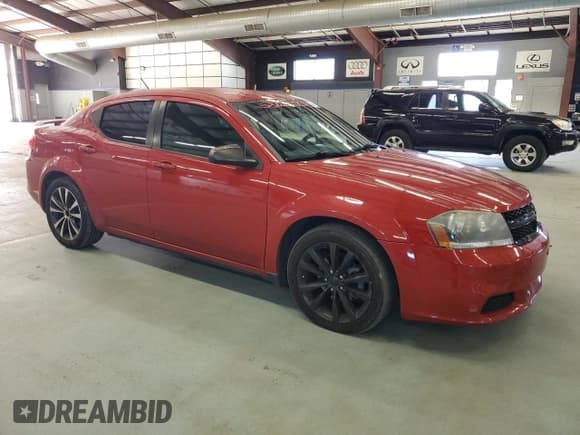 ✅ 2014 Dodge Avenger SE • VIN: 1C3CDZAB0EN138965 • Лот: 68693164. Опубликован ранее на Copart с пробегом 182 764 миль. Бесплатный доступ к архиву аукционных продаж из США и подробный отчёт об истории автомобиля на DreamBid. Изображение 4.