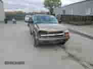 2004 Chevrolet Blazer LS с VIN 1GNDT13X24K123615, выставлен на аукционе Copart как лот 77460534 с пробегом 133 079 миль миль и Списание • Salvage title. История ставок и продаж доступна на DreamBid. Изображение 12.