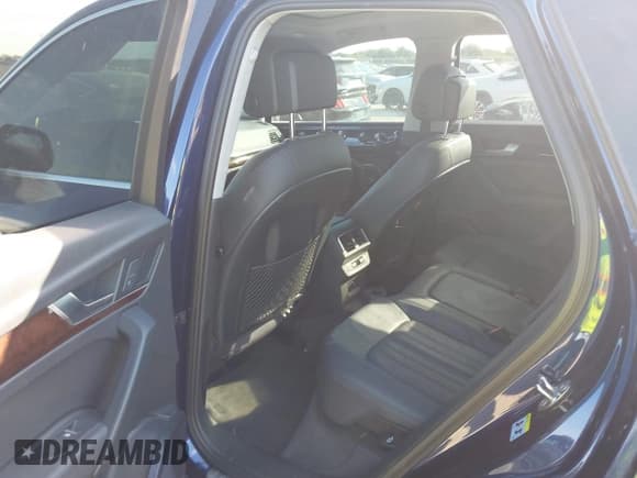 ✅ 2018 Audi Q5 Premium Plus • VIN: WA1BNAFY2J2005553 • Lot: 43408214. Listed on IAAI with 115,482 mi. Free auction sales archive from the USA and detailed vehicle history report at DreamBid. Image 8.