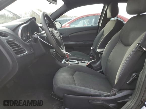 ✅ 2011 Dodge Avenger Express • VIN: 1B3BD4FB1BN566107 • Лот: 82184384. Опубликован ранее на Copart с пробегом 117 748 миль. Бесплатный доступ к архиву аукционных продаж из США и подробный отчёт об истории автомобиля на DreamBid. Изображение 7.