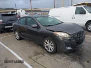 ✅ 2011 Mazda 3 S Sport • VIN: JM1BL1U67B1390743 • Lot: 43721405. Wystawiony na IAAI z przebiegiem 110 513 mil. Bezpłatny archiwum sprzedaży aukcyjnych z USA i szczegółowy raport historii pojazdu na DreamBid. Zdjęcie 1.