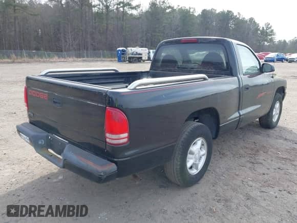 1998 Dodge Dakota with VIN 1B7FL26P2WS629175, listed as a IAAI auction lot 41475584 with 117,546 mi miles and . Bid and sale history available at DreamBid. Image 4.