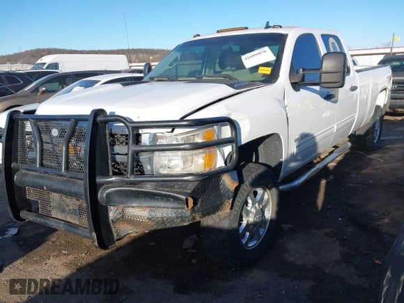 ✅ 2013 Chevrolet Silverado 2500HD LT • VIN: 1GC1KXCG5DF105913 • Lot: 41680856. Listed on IAAI with 190,114 mi. Free auction sales archive from the USA and detailed vehicle history report at DreamBid. Image 18.