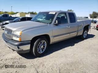 2003 Chevrolet Silverado 1500 LS с VIN 2GCEC19V431340732, выставлен на аукционе Copart как лот 82248655 с пробегом 157 332 миль миль и Списание • Salvage title. История ставок и продаж доступна на DreamBid. Изображение 1.