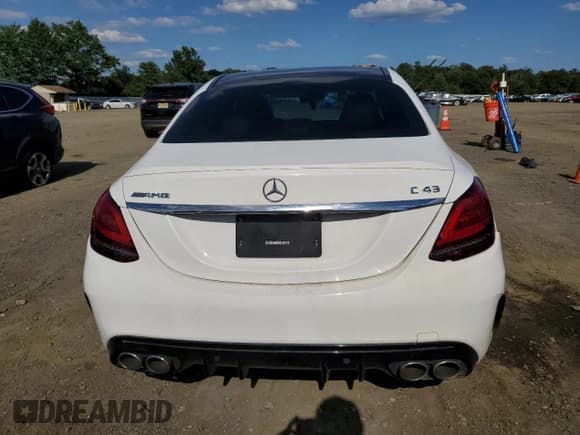 ✅ 2020 Mercedes-Benz C 43 AMG • VIN: 55SWF6EB5LU332137 • Lot: 70095705. Wystawiony na Copart z przebiegiem 117 660 mil. Bezpłatny archiwum sprzedaży aukcyjnych z USA i szczegółowy raport historii pojazdu na DreamBid. Zdjęcie 6.