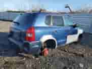 2007 Hyundai Tucson GLS z VIN KM8JM12BX7U650756, wystawiony jako Copart lot #82472394 z przebiegiem 156 206 mil mil oraz Czysty tytuł • Clean title. Historia ofert i sprzedaży dostępna na DreamBid. Obrazek 3.