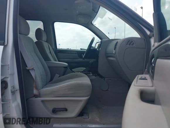 ✅ 2005 GMC Envoy SLT • VIN: 1GKDS13S052357788 • Lot: 42138662. Listed on IAAI with 88,608 mi. Free auction sales archive from the USA and detailed vehicle history report at DreamBid. Image 5.