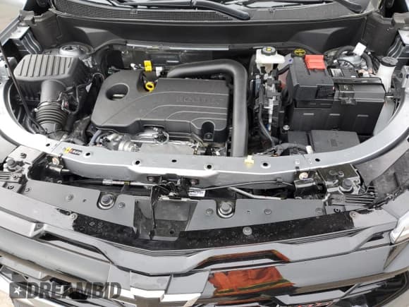 ✅ 2025 Chevrolet Equinox AWD RS • VIN: 3GNAXTEG2SL298104 • Lot: 65523735. Wystawiony na Copart z przebiegiem 3 396 mil. Bezpłatny archiwum sprzedaży aukcyjnych z USA i szczegółowy raport historii pojazdu na DreamBid. Zdjęcie 12.