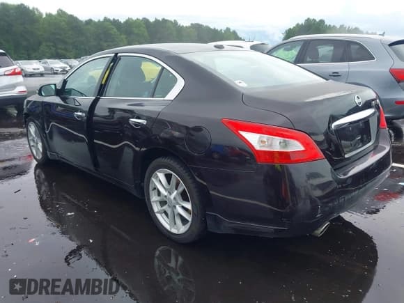 ✅ 2011 Nissan Maxima SV • VIN: 1N4AA5AP9BC832955 • Lot: 42987589. Listed on IAAI with 217,895 mi. Free auction sales archive from the USA and detailed vehicle history report at DreamBid. Image 3.