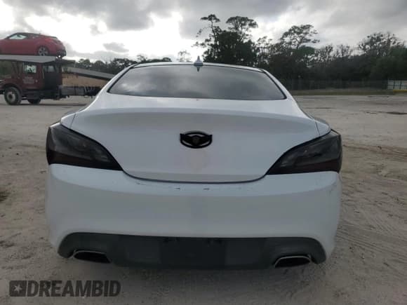 ✅ 2016 Hyundai Genesis Coupe 3.8L Base • VIN: KMHHT6KJXGU132796 • Lot: 45790205. Wystawiony na Copart z przebiegiem 93 110 mil. Bezpłatny archiwum sprzedaży aukcyjnych z USA i szczegółowy raport historii pojazdu na DreamBid. Zdjęcie 6.