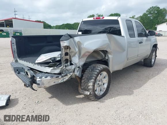 ✅ 2011 GMC Sierra 1500 SL • VIN: 1GTR1UEA4BZ254239 • Лот: 41941085. Опубликован ранее на IAAI с пробегом 126 334 миль. Бесплатный доступ к архиву аукционных продаж из США и подробный отчёт об истории автомобиля на DreamBid. Изображение 4.