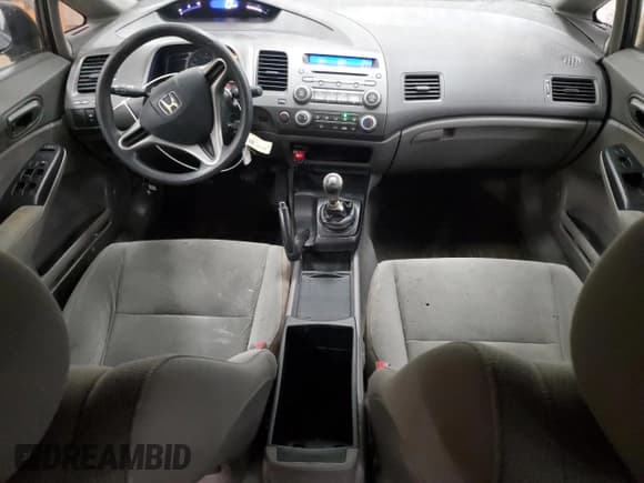 ✅ 2011 Honda Civic DX-VP • VIN: 2HGFA1E38BH511925 • Лот: 43223355. Опубликован ранее на Copart с пробегом 104 023 миль. Бесплатный доступ к архиву аукционных продаж из США и подробный отчёт об истории автомобиля на DreamBid. Изображение 8.