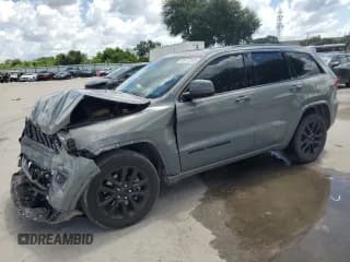 ✅ 2021 Jeep Grand Cherokee Laredo X • VIN: 1C4RJEAG3MC625588 • Lot: 69772305. Wystawiony na Copart z przebiegiem 57 289 mil. Bezpłatny archiwum sprzedaży aukcyjnych z USA i szczegółowy raport historii pojazdu na DreamBid. Zdjęcie 1.