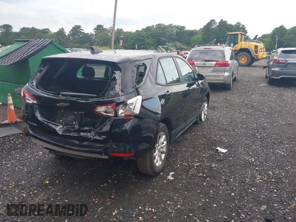 ✅ 2020 Chevrolet Equinox LS • VIN: 2GNAXSEV2L6194498 • Лот: 42660111. Опубликован ранее на IAAI с пробегом 10 861 миль. Бесплатный доступ к архиву аукционных продаж из США и подробный отчёт об истории автомобиля на DreamBid. Изображение 4.