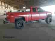 2010 Chevrolet Silverado 1500 LT with VIN 1GCSKSE34AZ160056, listed as a Copart auction lot 85420705 with 196,284 mi miles and Salvage title. Bid and sale history available at DreamBid. Image 3.