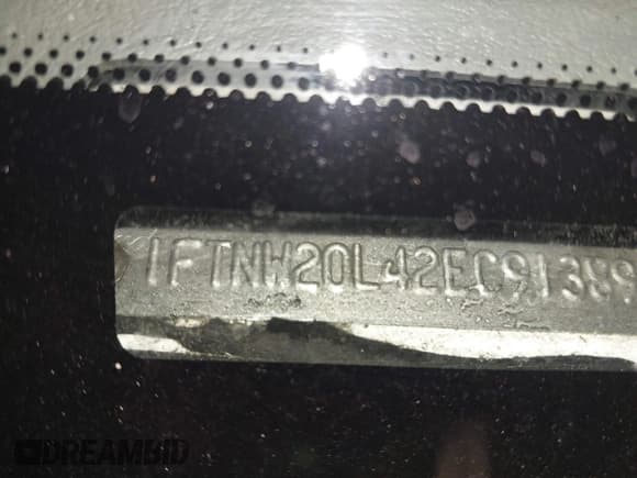 ✅ 2002 Ford F-250 XL • VIN: 1FTNW20L42EC91389 • Lot: 41762775. Listed on IAAI with 107,480 mi. Free auction sales archive from the USA and detailed vehicle history report at DreamBid. Image 9.