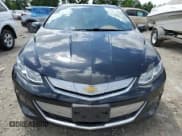 ✅ 2017 Chevrolet Volt Premier • VIN: 1G1RD6S53HU180367 • Lot: 56562114. Wystawiony na Copart z przebiegiem 83 164 mil. Bezpłatny archiwum sprzedaży aukcyjnych z USA i szczegółowy raport historii pojazdu na DreamBid. Zdjęcie 5.