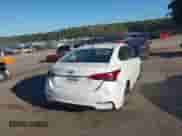 2019 Hyundai Accent SE z VIN 3KPC24A30KE042153, wystawiony jako IAAI lot #43367466 z przebiegiem 114 895 mil mil oraz . Historia ofert i sprzedaży dostępna na DreamBid. Obrazek 4.