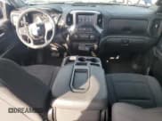 ✅ 2020 Chevrolet Silverado 1500 Custom • VIN: 3GCPWBEFXLG409841 • Lot: 88945145. Wystawiony na Copart z przebiegiem 99 475 mil. Bezpłatny archiwum sprzedaży aukcyjnych z USA i szczegółowy raport historii pojazdu na DreamBid. Zdjęcie 8.