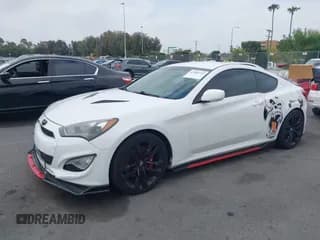 ✅ 2013 Hyundai Genesis Coupe 2.0T • VIN: KMHHT6KD8DU081739 • Lot: 42500742. Wystawiony na IAAI z przebiegiem 127 330 mil. Bezpłatny archiwum sprzedaży aukcyjnych z USA i szczegółowy raport historii pojazdu na DreamBid. Zdjęcie 2.