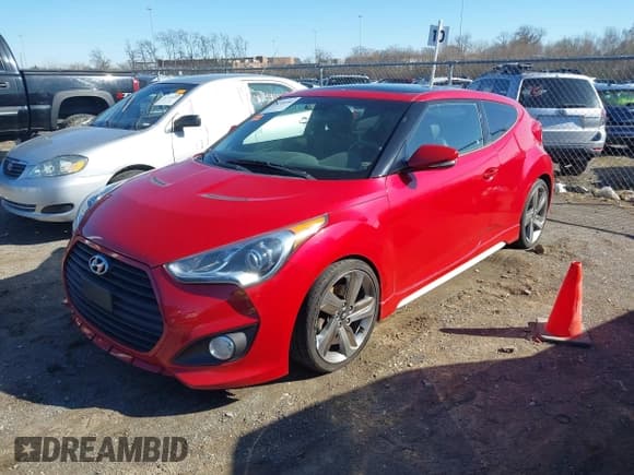 ✅ 2013 Hyundai Veloster Turbo • VIN: KMHTC6AE8DU103078 • Lot: 41748180. Wystawiony na IAAI z przebiegiem 91 835 mil. Bezpłatny archiwum sprzedaży aukcyjnych z USA i szczegółowy raport historii pojazdu na DreamBid. Zdjęcie 2.