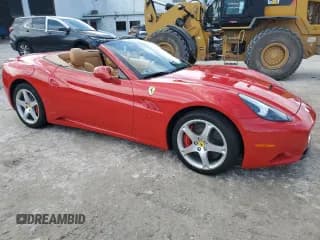 ✅ 2010 Ferrari California • VIN: ZFF65LJA1A0169614 • Lot: 74346564. Wystawiony na Copart z przebiegiem Nie podano. Bezpłatny archiwum sprzedaży aukcyjnych z USA i szczegółowy raport historii pojazdu na DreamBid. Zdjęcie 4.