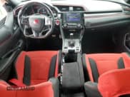 ✅ 2019 Honda Civic Type R Touring • VIN: SHHFK8G7XKU206080 • Lot: 54005174. Wystawiony na Copart z przebiegiem 40 665 mil. Bezpłatny archiwum sprzedaży aukcyjnych z USA i szczegółowy raport historii pojazdu na DreamBid. Zdjęcie 8.