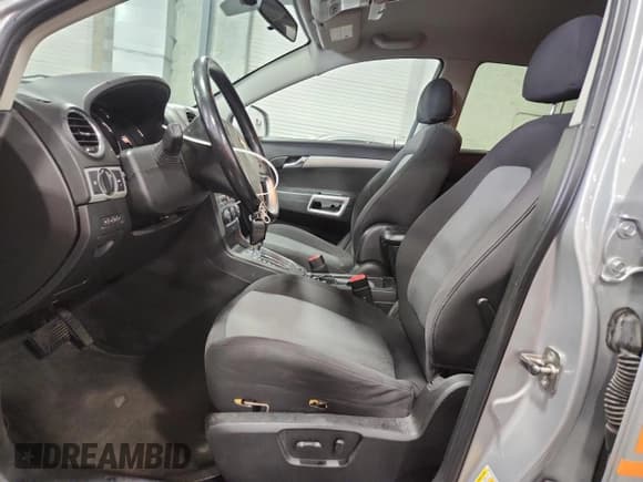 ✅ 2012 Chevrolet Captiva Sport LS • VIN: 3GNAL2EK2CS579515 • Lot: 68123195. Wystawiony na Copart z przebiegiem 105 911 mil. Bezpłatny archiwum sprzedaży aukcyjnych z USA i szczegółowy raport historii pojazdu na DreamBid. Zdjęcie 7.