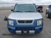 ✅ 2006 Honda Element LX • VIN: 5J6YH18336L012659 • Lot: 41952793. Wystawiony na IAAI z przebiegiem 104 118 mil. Bezpłatny archiwum sprzedaży aukcyjnych z USA i szczegółowy raport historii pojazdu na DreamBid. Zdjęcie 12.