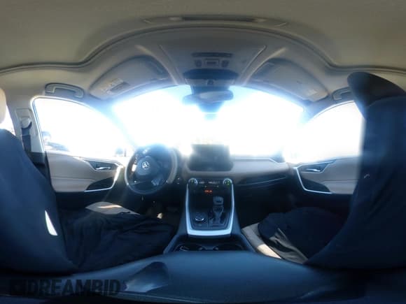 ✅ 2021 Toyota RAV4 Hybrid XLE • VIN: 2T3R6RFV6MW018632 • Lot: 43470096. Wystawiony na IAAI z przebiegiem 53 120 mil. Bezpłatny archiwum sprzedaży aukcyjnych z USA i szczegółowy raport historii pojazdu na DreamBid. Zdjęcie 19.