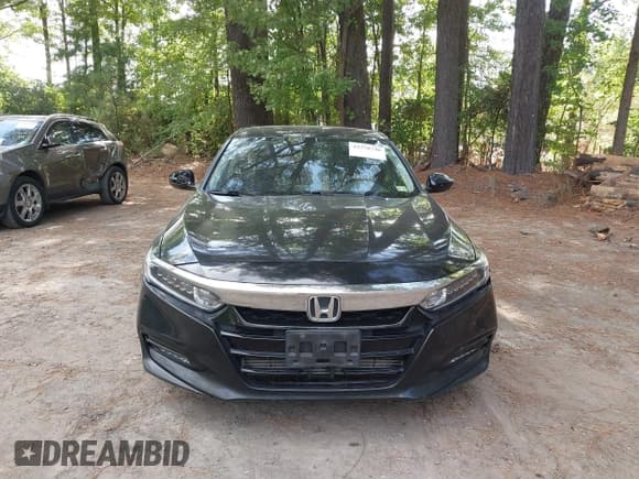 ✅ 2018 Honda Accord EX • VIN: 1HGCV1F43JA033618 • Lot: 43370748. Wystawiony na IAAI z przebiegiem 174 124 mil. Bezpłatny archiwum sprzedaży aukcyjnych z USA i szczegółowy raport historii pojazdu na DreamBid. Zdjęcie 12.