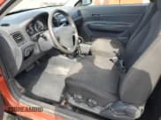 ✅ 2008 Hyundai Accent GS • VIN: KMHCN35C78U064314 • Лот: 56189685. Опубликован ранее на Copart с пробегом 203 676 миль. Бесплатный доступ к архиву аукционных продаж из США и подробный отчёт об истории автомобиля на DreamBid. Изображение 7.