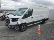 ✅ 2023 Ford Transit Cargo • VIN: 1FTBR3X8XPKA82717 • Lot: 88084785. Wystawiony na Copart z przebiegiem 20 648 mil. Bezpłatny archiwum sprzedaży aukcyjnych z USA i szczegółowy raport historii pojazdu na DreamBid. Zdjęcie 1.