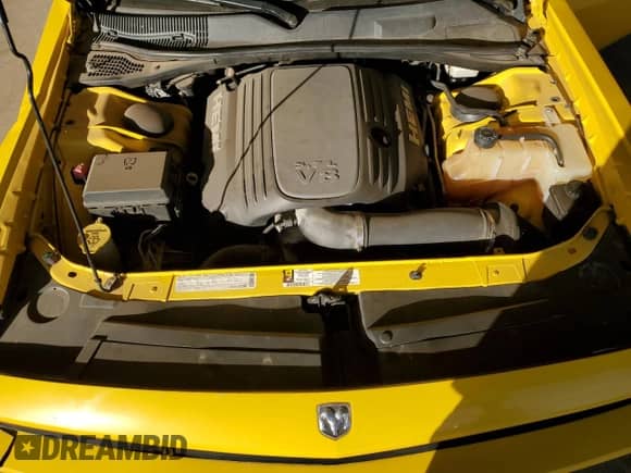 2010 Dodge Challenger R/T Classic z VIN 2B3CJ5DT9AH157553, wystawiony jako Copart lot #80558553 z przebiegiem 103 778 mil mil oraz Szkoda całkowita • Salvage title. Historia ofert i sprzedaży dostępna na DreamBid. Obrazek 13.