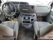 ✅ 2013 Ford Econoline Passenger XL • VIN: 1FBNE3BL3DDA59062 • Lot: 66715955. Wystawiony na Copart z przebiegiem 293 501 mil. Bezpłatny archiwum sprzedaży aukcyjnych z USA i szczegółowy raport historii pojazdu na DreamBid. Zdjęcie 8.