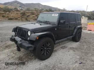✅ 2014 Jeep Wrangler Unlimited Altitude • VIN: 1C4HJWEGXEL306329 • Лот: 70360195. Опубликован ранее на Copart с пробегом 127 695 миль. Бесплатный доступ к архиву аукционных продаж из США и подробный отчёт об истории автомобиля на DreamBid. Изображение 1.