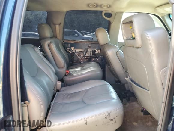 ✅ 2005 Chevrolet Suburban Z71 • VIN: 3GNFK16Z25G202817 • Лот: 55101935. Опубликован ранее на Copart с пробегом 150 572 миль. Бесплатный доступ к архиву аукционных продаж из США и подробный отчёт об истории автомобиля на DreamBid. Изображение 11.