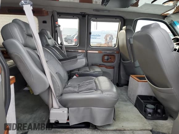 ✅ 2004 GMC Savana Cargo YF7 Upfitter • VIN: 1GDFG15T341134365 • Lot: 45971155. Wystawiony na Copart z przebiegiem 117 966 mil. Bezpłatny archiwum sprzedaży aukcyjnych z USA i szczegółowy raport historii pojazdu na DreamBid. Zdjęcie 11.