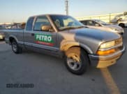 ✅ 2003 Chevrolet S-10 LS • VIN: 1GCCS19X438116921 • Лот: 88732285. Опубликован ранее на Copart с пробегом 128 030 миль. Бесплатный доступ к архиву аукционных продаж из США и подробный отчёт об истории автомобиля на DreamBid. Изображение 4.