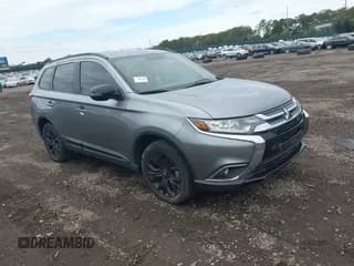 ✅ 2018 Mitsubishi Outlander ES • VIN: JA4AZ3A32JZ022187 • Lot: 43465838. Wystawiony na IAAI z przebiegiem Nie podano. Bezpłatny archiwum sprzedaży aukcyjnych z USA i szczegółowy raport historii pojazdu na DreamBid. Zdjęcie 1.