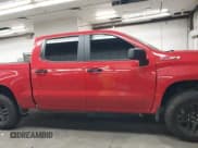 ✅ 2019 Chevrolet Silverado 1500 Custom Trail Boss • VIN: 1GCPYCEF5KZ385706 • Lot: 42999964. Wystawiony na IAAI z przebiegiem 48 702 mil. Bezpłatny archiwum sprzedaży aukcyjnych z USA i szczegółowy raport historii pojazdu na DreamBid. Zdjęcie 12.