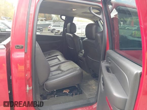 ✅ 2006 Chevrolet Silverado 2500HD LT3 • VIN: 1GCHK23D26F168025 • Лот: 43477023. Опубликован ранее на IAAI с пробегом 315 243 миль. Бесплатный доступ к архиву аукционных продаж из США и подробный отчёт об истории автомобиля на DreamBid. Изображение 8.