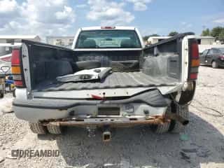 2001 Chevrolet Silverado 3500 с VIN 1GCJK34G01F121519, выставлен на аукционе Copart как лот 68613815 с пробегом 285 359 миль миль и Списание • Salvage title. История ставок и продаж доступна на DreamBid. Изображение 6.