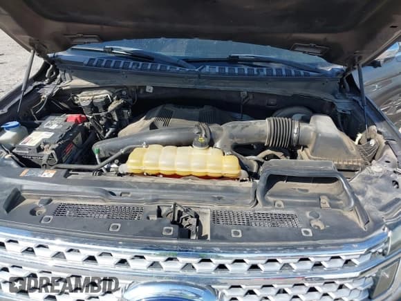 ✅ 2018 Ford Expedition Max Platinum • VIN: 1FMJK1LT0JEA02647 • Lot: 43399157. Listed on IAAI with 125,944 mi. Free auction sales archive from the USA and detailed vehicle history report at DreamBid. Image 10.