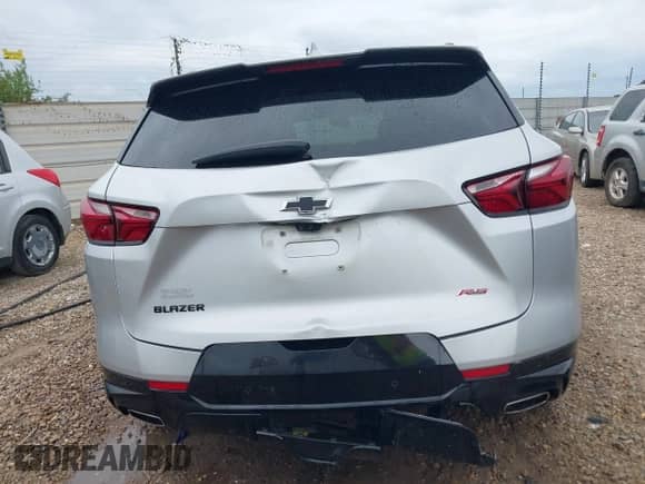 2020 Chevrolet Blazer RS z VIN 3GNKBERS9LS728781, wystawiony jako IAAI lot #43170646 z przebiegiem 87 195 mil mil oraz . Historia ofert i sprzedaży dostępna na DreamBid. Obrazek 16.