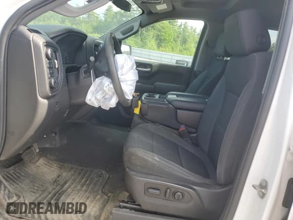 ✅ 2022 Chevrolet Silverado 1500 Custom • VIN: 3GCPYBEK0NG162615 • Lot: 61962565. Wystawiony na Copart z przebiegiem 102 319 mil. Bezpłatny archiwum sprzedaży aukcyjnych z USA i szczegółowy raport historii pojazdu na DreamBid. Zdjęcie 7.